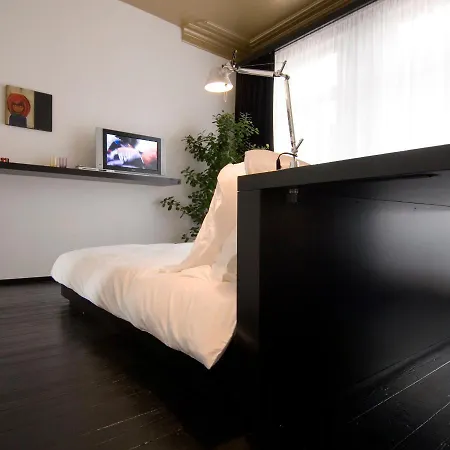 In The City Bed and Breakfast Αμβέρσα